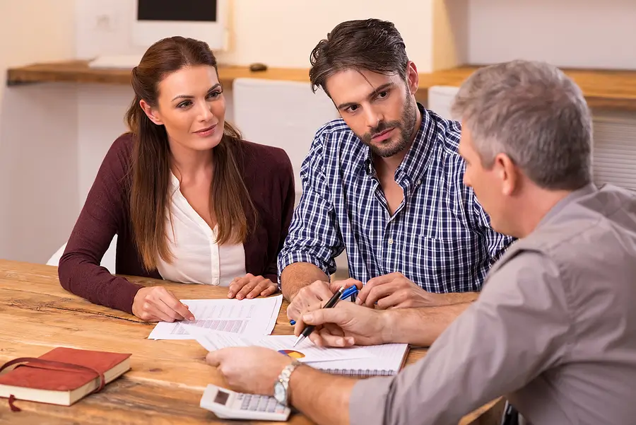What Communication Should Property Owners Expect From a Property Manager?